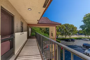 327 Southwind Dr, North Palm Beach, FL 33408 - Photo 4