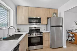 200 Waterway Dr S, Lantana, FL 33462 - Photo 10