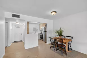 200 Waterway Dr S, Lantana, FL 33462 - Photo 6