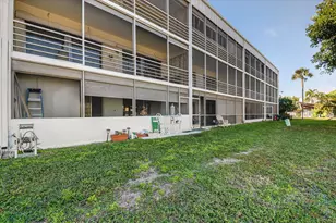 200 Waterway Dr S, Lantana, FL 33462 - Photo 36