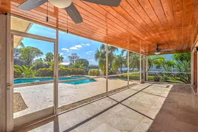 752 SW 36th Avenue, Delray Beach, FL 33445 - Photo 8