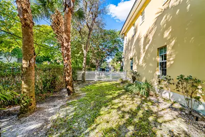 1063 E Heritage Club Circle, Delray Beach, FL 33483 - Photo 28