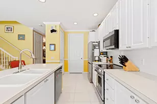 8418 Arima Ln, Wellington, FL 33414 - Photo 12