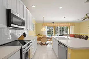 8418 Arima Ln, Wellington, FL 33414 - Photo 8