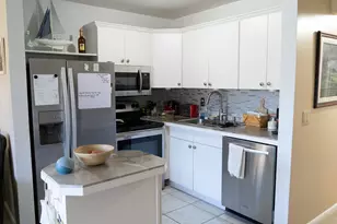 131 Easthampton F, West Palm Beach, FL 33417 - Photo 10