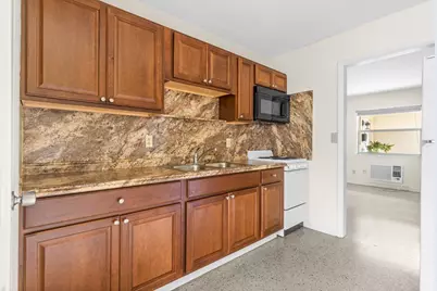 751 Hummingbird Way #6, North Palm Beach, FL 33408 - Photo 4