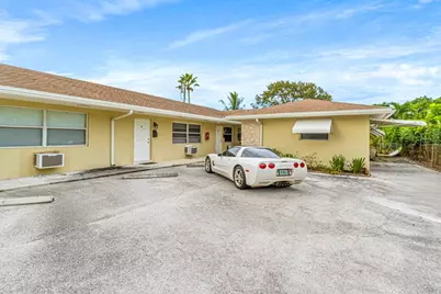 751 Hummingbird Way #6, North Palm Beach, FL 33408 - Photo 2