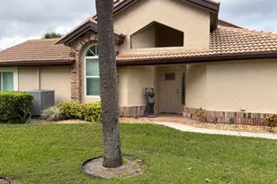 8213 Cassia Dr, Boynton Beach, FL 33472 - Photo 2