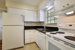 148 Yacht Club Dr, North Palm Beach, FL 33408 - Photo 10