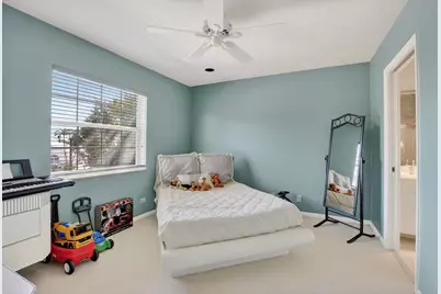 23429 Rakelle Circle, Boca Raton, FL 33433 - Photo 16