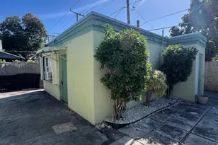 428 Malverne Rd, West Palm Beach, FL 33405 - Photo 2