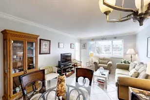2616 Garden Dr N, Lake Worth, FL 33461 - Photo 10