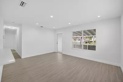 631 N 70th Avenue, Hollywood, FL 33024 - Photo 8