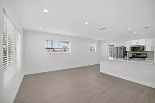 631 N 70th Ave, Hollywood, FL 33024 - Photo 4