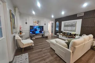 312 Pine Ridge Cir, Greenacres, FL 33463 - Photo 14