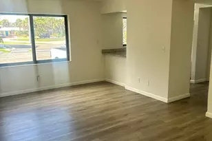 652 Hernando St, Fort Pierce, FL 34949 - Photo 4