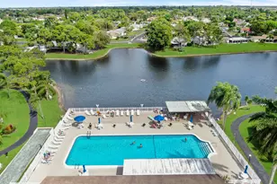 417 Pine Glen Ln, Greenacres, FL 33463 - Photo 6