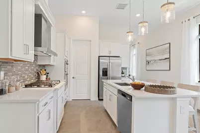 560 SE Fascino Circle, Port Saint Lucie, FL 34984 - Photo 10