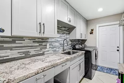 2412 SW 23rd Cranbrook Drive, Boynton Beach, FL 33436 - Photo 20