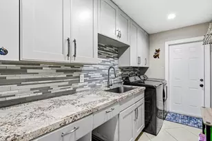 2412 SW 23rd Cranbrook Dr, Boynton Beach, FL 33436 - Photo 20