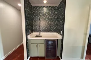 4024 Golfside Dr, Orlando, FL 32808 - Photo 10