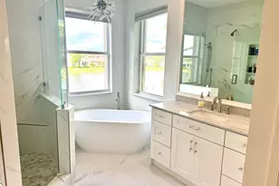 107 Via Escobar Pl, Palm Beach Gardens, FL 33418 - Photo 14