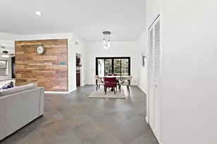 3653 Cypress Wood Ct, Lake Worth, FL 33467 - Photo 10