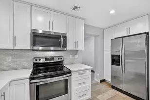 419 Cheyenne Dr, Lantana, FL 33462 - Photo 14