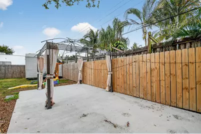 419 Cheyenne Drive, Lantana, FL 33462 - Photo 44