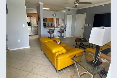 6530 Emerald Dunes Drive #303, West Palm Beach, FL 33411 - Photo 2