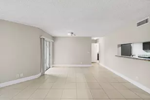 9901 Westview Dr, Coral Springs, FL 33076 - Photo 12