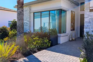 20459 Rosewood Gdn Wy, Boca Raton, FL 33434 - Photo 2