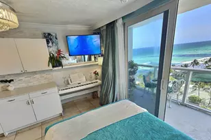 19201 Collins Ave, North Miami Beach, FL 33160 - Photo 12