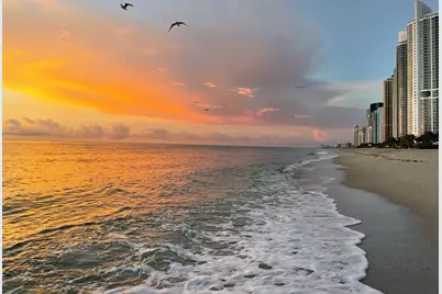 19201 Collins Avenue #809, Sunny Isles Beach, FL 33160 - Photo 18