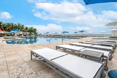 19201 Collins Avenue #809, Sunny Isles Beach, FL 33160 - Photo 26