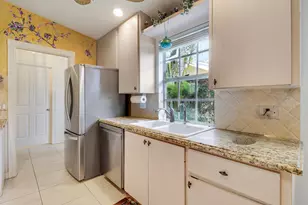262 Brier Cir, Jupiter, FL 33458 - Photo 14