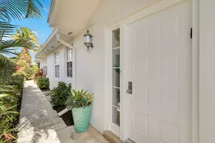 262 Brier Cir, Jupiter, FL 33458 - Photo 4