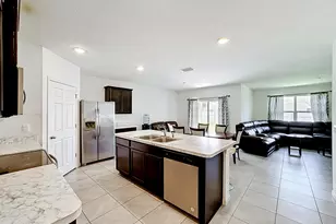 525 SW Twig Ave, Port Saint Lucie, FL 34983 - Photo 14