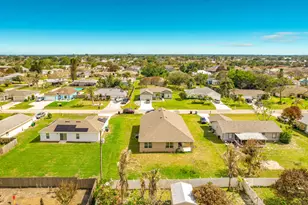 525 SW Twig Ave, Port Saint Lucie, FL 34983 - Photo 44