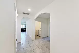 525 SW Twig Ave, Port Saint Lucie, FL 34983 - Photo 10