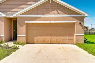 525 SW Twig Ave, Port Saint Lucie, FL 34983 - Photo 8