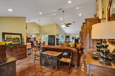 2831 NE 34th Court, Lighthouse Point, FL 33064 - Photo 4