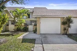 605 Maplewood Dr, Greenacres, FL 33415 - Photo 8