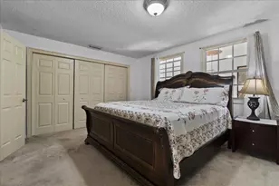 605 Maplewood Dr, Greenacres, FL 33415 - Photo 12
