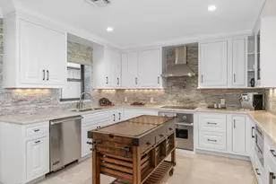 2785 Polo Island Dr, Wellington, FL 33414 - Photo 32