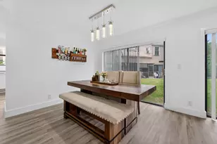 1672 Cypress Pointe Dr, Coral Springs, FL 33071 - Photo 8