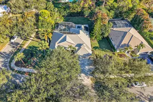 7702 SE Mammoth Dr, Hobe Sound, FL 33455 - Photo 2