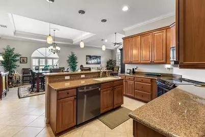 8848 Champions Way, Port Saint Lucie, FL 34986 - Photo 18