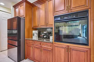 19243 S Creekshore Ct, Boca Raton, FL 33498 - Photo 32