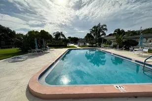 6 Garden St, Tequesta, FL 33469 - Photo 16